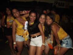 Oktober 10 Anos